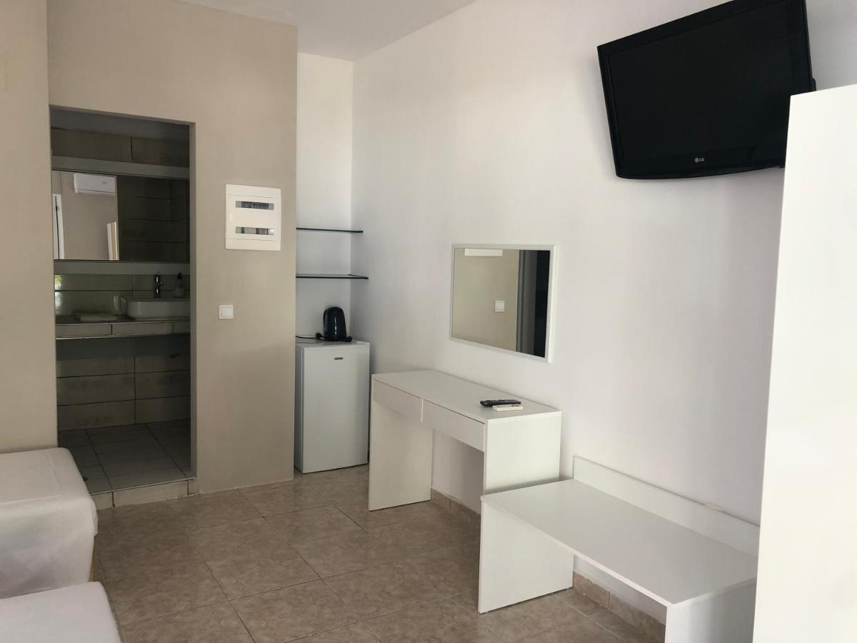 Sotiris Rooms 法里拉基 外观 照片
