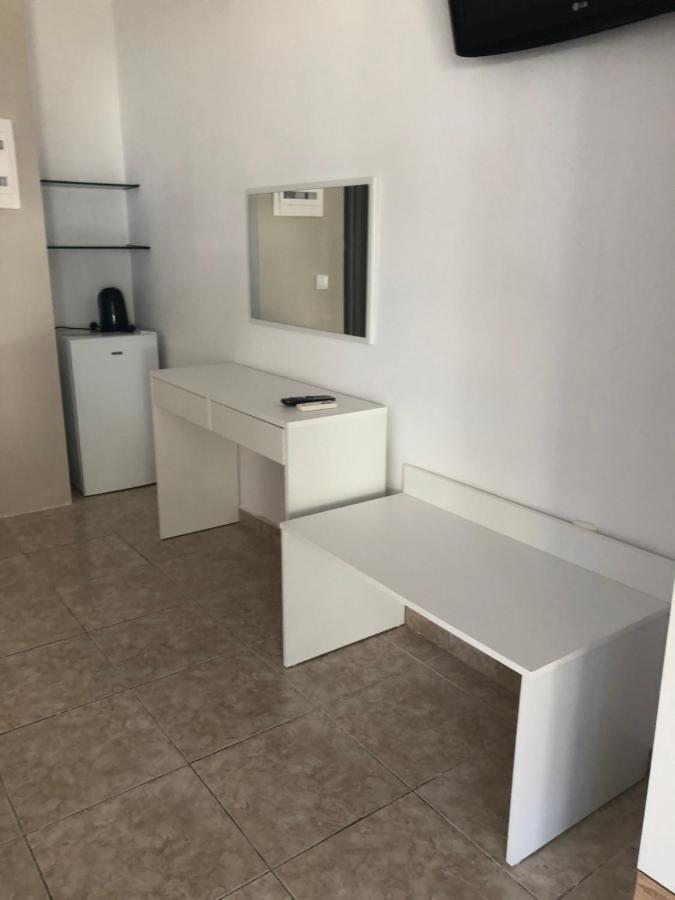 Sotiris Rooms 法里拉基 外观 照片